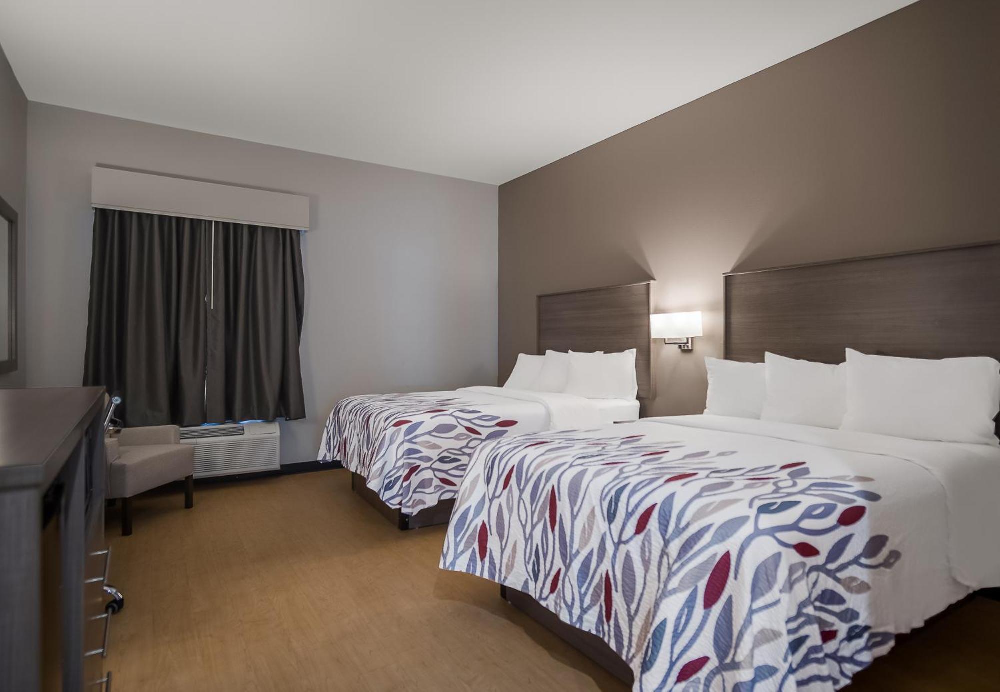 Red Roof Inn Lancaster, Tx Стая снимка