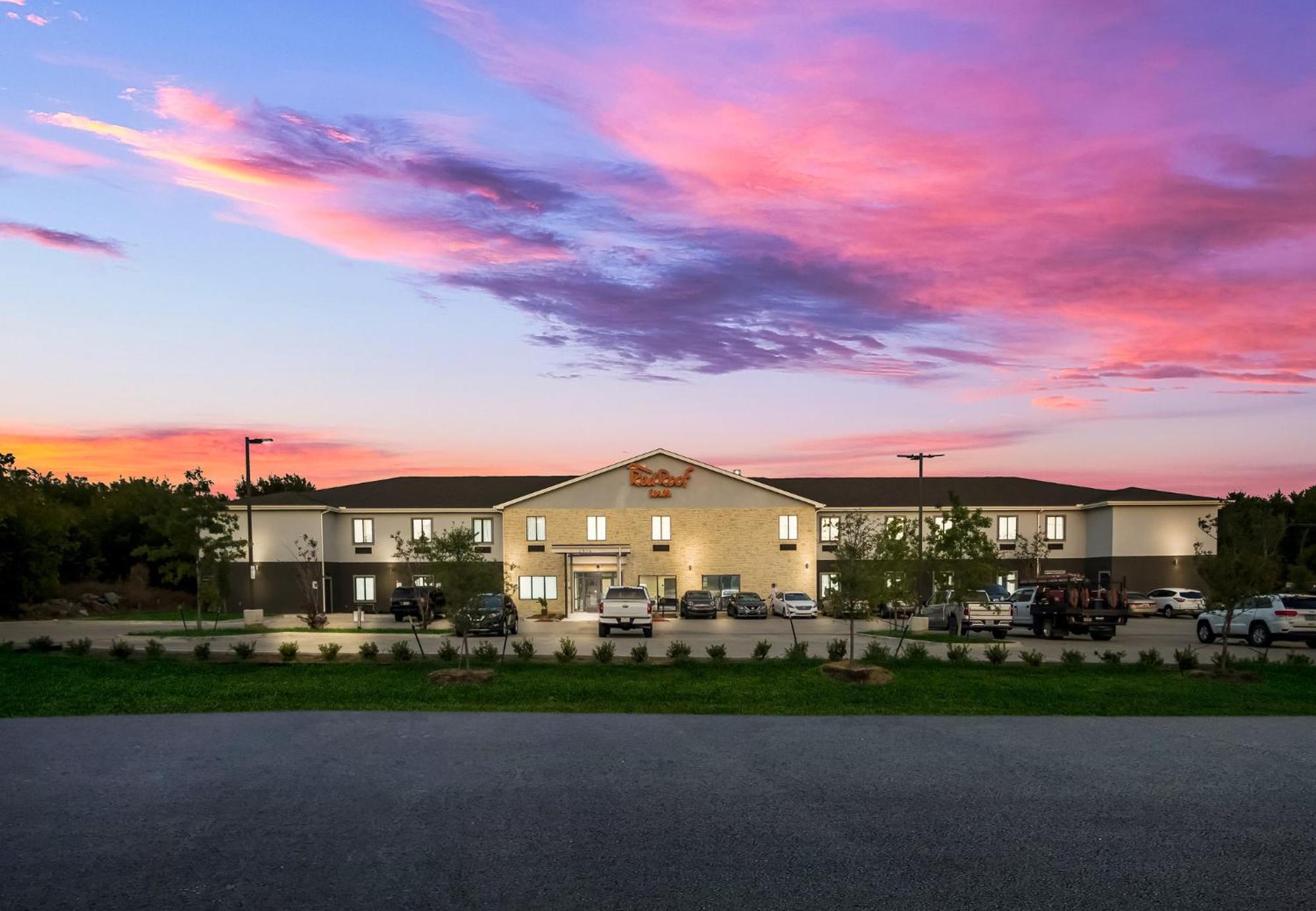 Red Roof Inn Lancaster, Tx Екстериор снимка
